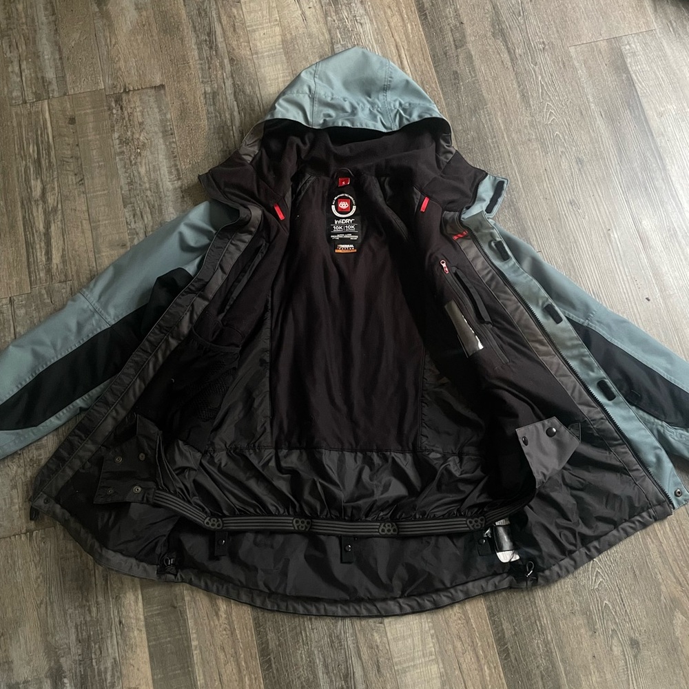 686’s Men’s Geo Insulated Jacket Blue